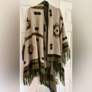 ✨ Rare Lucchese Alpaca Wool Cape – Made in Peru – OS- Excellent Condition ✨